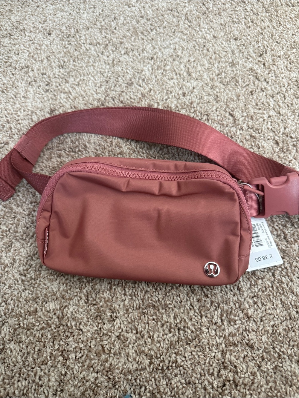 LAST CHANCE lululemon athletica Crossbody Bag in Dusty Rose NWT from the UK